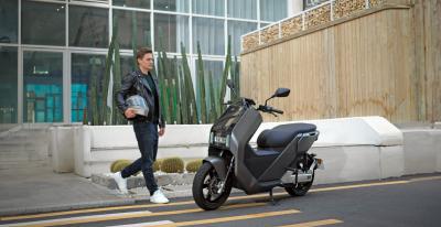 Ecooter E5 2025 chạy xa 130km  1 lần sạc